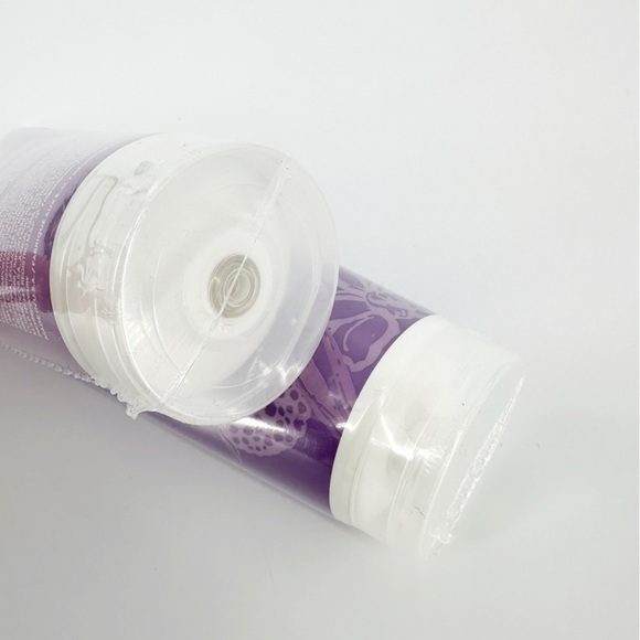 NEW Mary Kay ~ Berry & Vanilla Body Lotion & Shower Gel Set - Picture 4 of 4